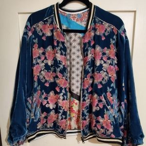 Johnny Was Zelda Reversible Silk & Velet Burnout Bomber jacket, Medium size